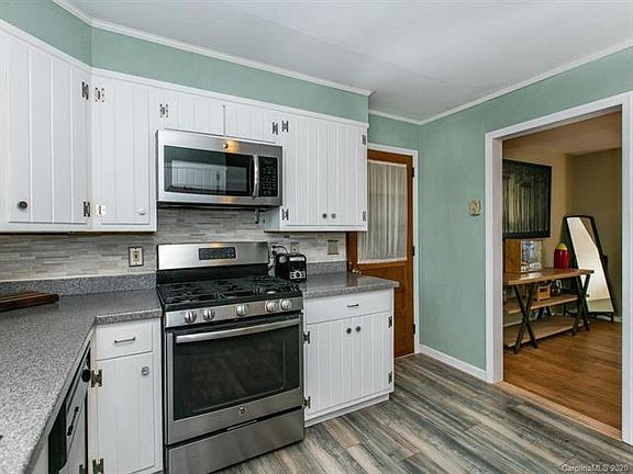 4th image of 800 Jearl Ln
