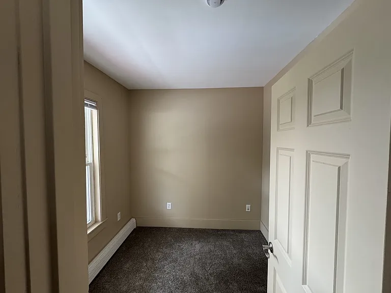 27 Civic St #6 — Photo 3