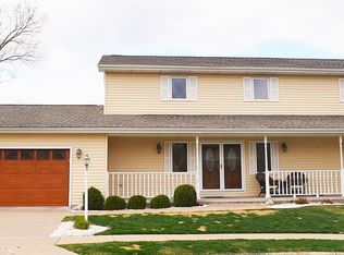 5724 W Rachael Ct, Peoria, IL 61615