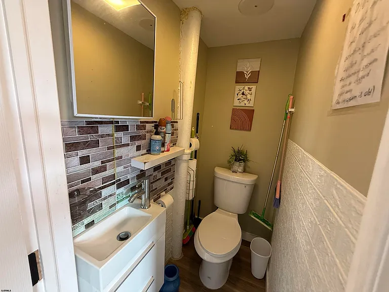 29 N Texas Ave — Photo 11