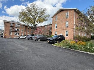 25 Trinity Place #3M, New Rochelle, NY 10805