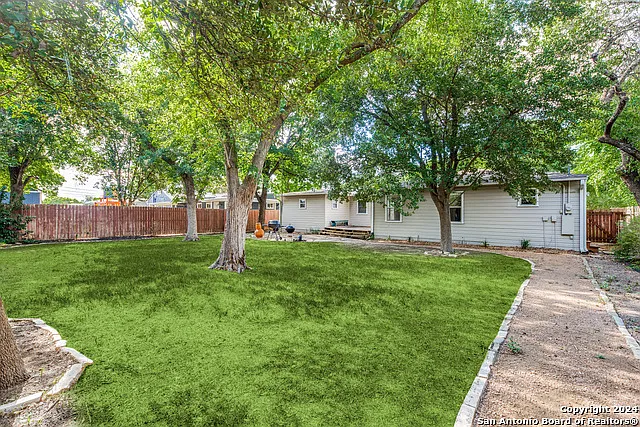 209 Harmon Dr — Photo 25