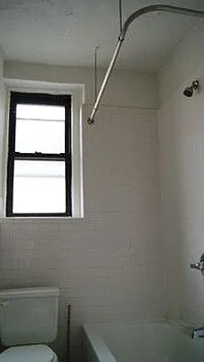 Rented by Metropolitan Property Group | media 3