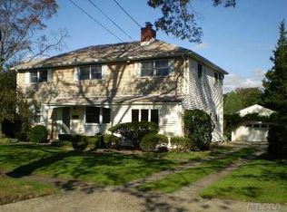 85 Peconic Dr, Massapequa, NY 11758