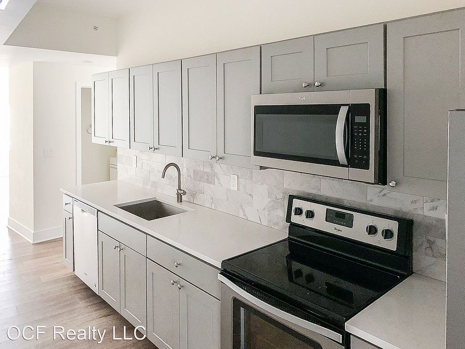 1st image of 2444 Frankford Ave