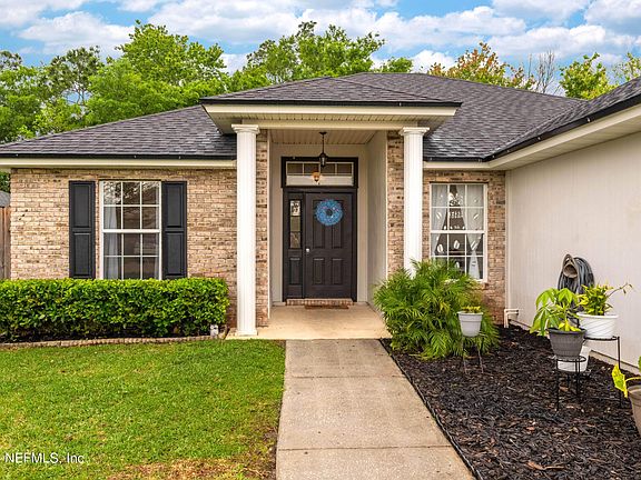 4th image of 1770 DARTMOUTH Drive