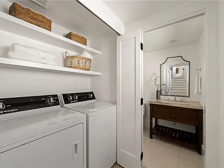 428 1/2 Fernleaf Ave — Photo 43
