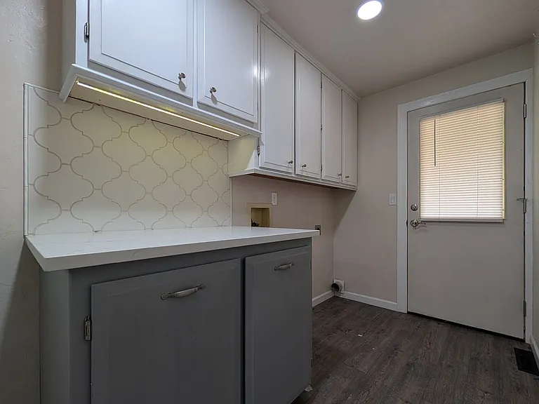 3570 Hickory Ave — Photo 10