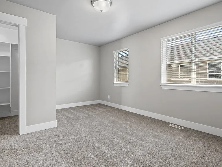 VALO at Olive Plaza Bedroom
