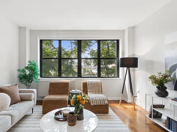 58 Metropolitan Ave APT 2D, Brooklyn, NY 11249