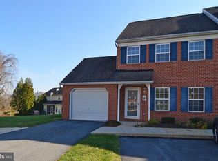 9 Chesterwood Cir, Reading, PA 19607