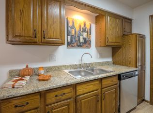 12221 Monrovia St, Overland Park, KS 66213