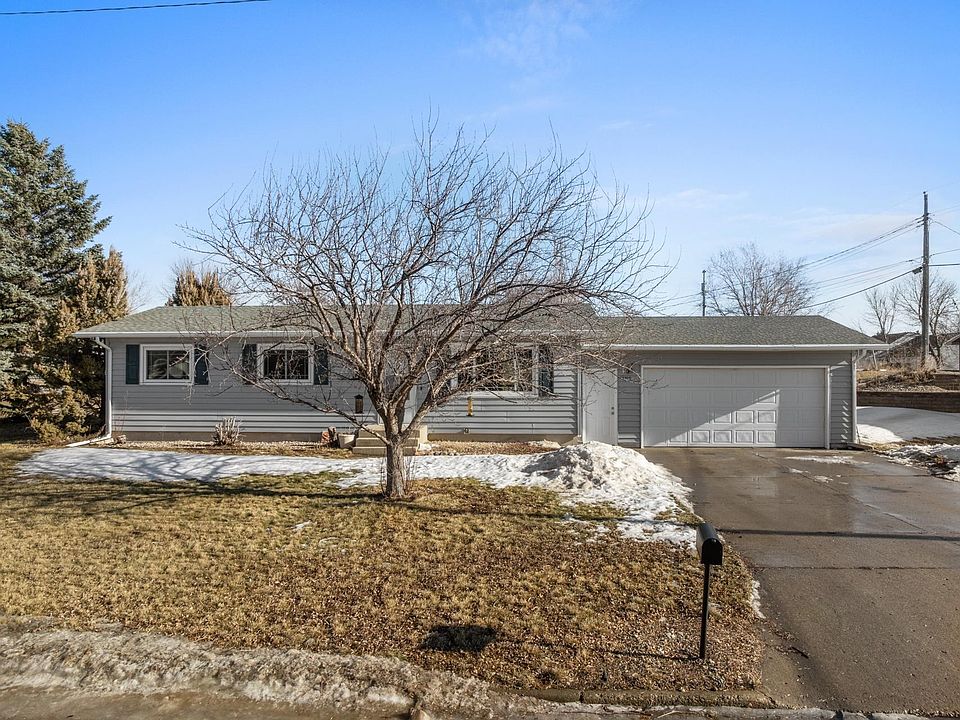 1st image of 1216 25th Pl NW