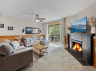 10890 Cinnabar Way APT 6, Truckee, CA 96161