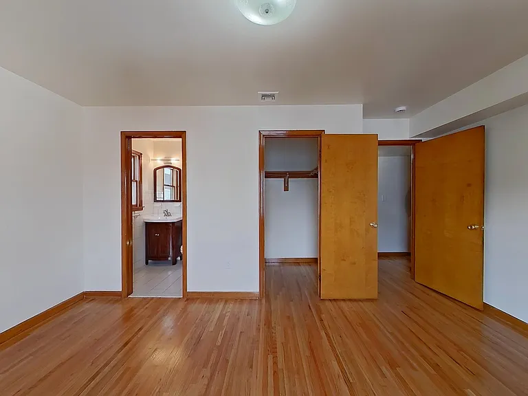 55 Ferguson St #2 — Photo 19