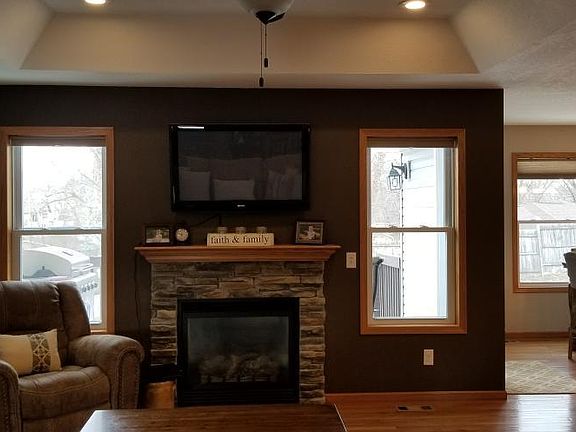 5th image of 601 Parkview Ln