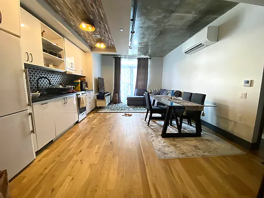 Rented by Rentopia | media 24