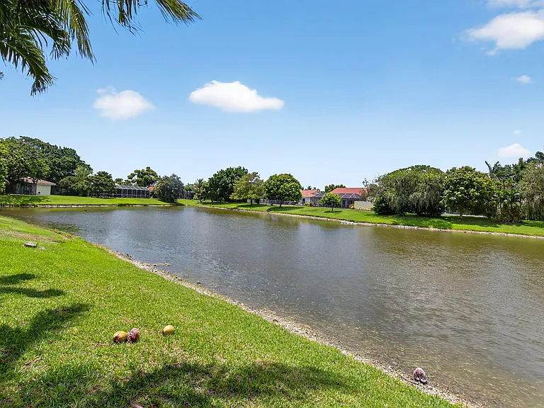 10305 Crosswind Rd — Photo 42