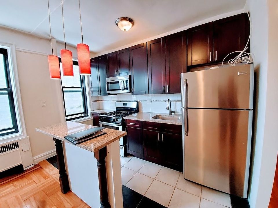 1st image of 27-10 Newtown Ave #2C