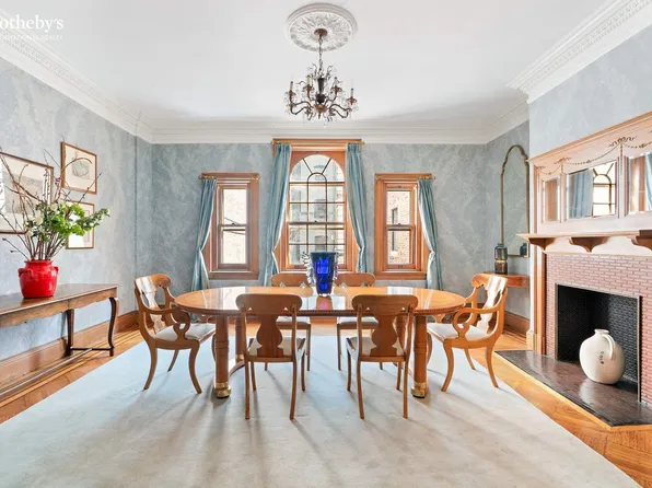265 West 139th Street image 3 of 24