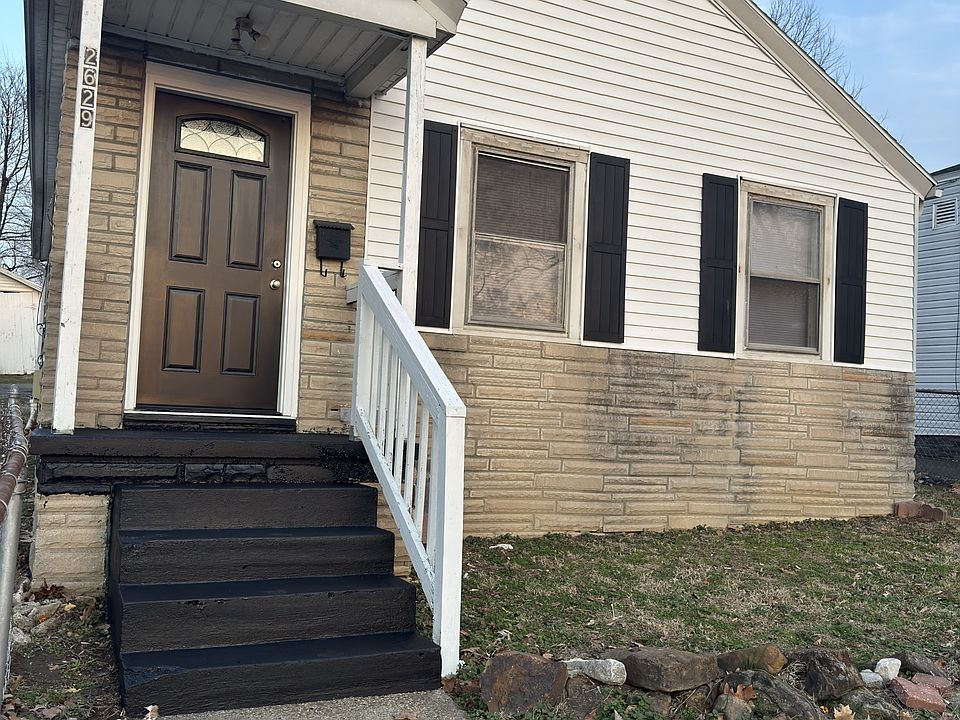 1st image of 2629 E Victory Ct