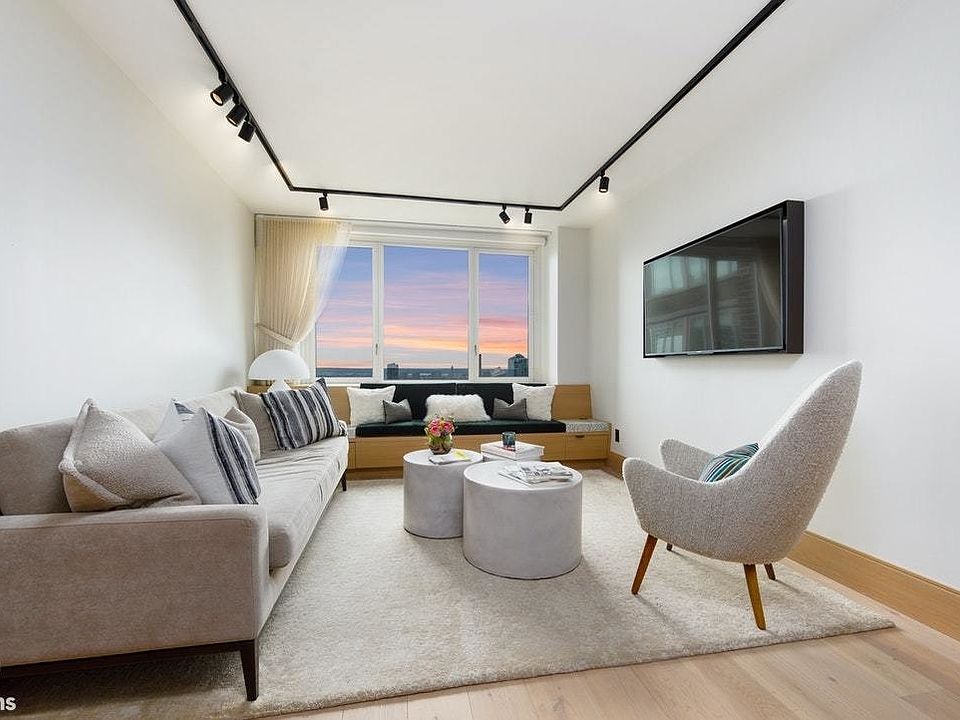 1st image of 322 W 57th St APT 47F2