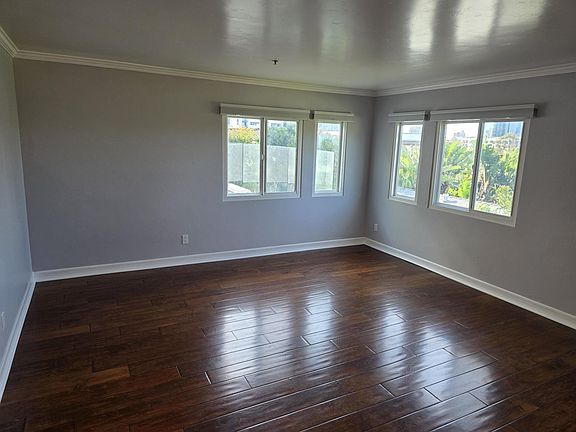 5th image of 1150 21st St Unit 10