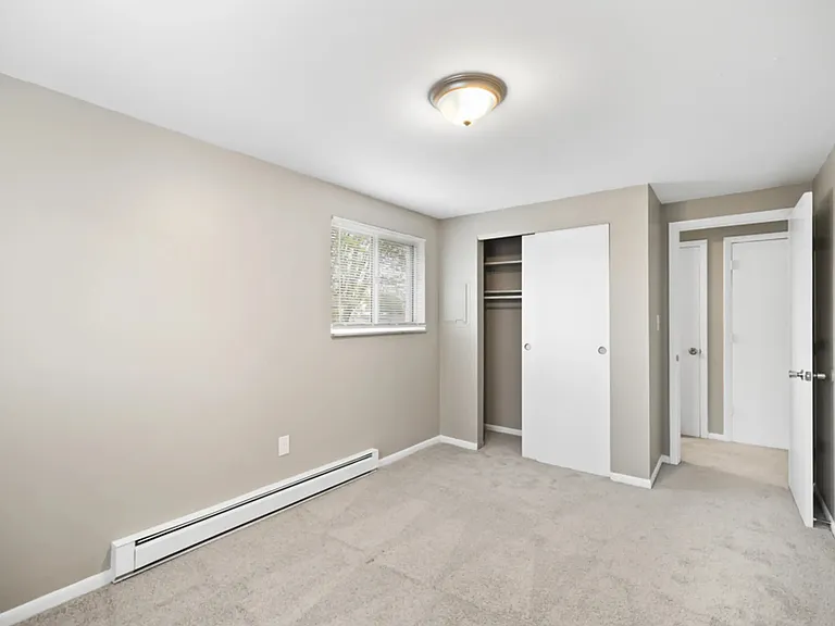 Imperial Continental Court Apartments — Photo 20
