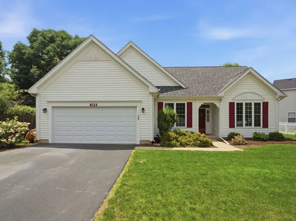169 Sandalwood Ln, Bolingbrook, IL 60440