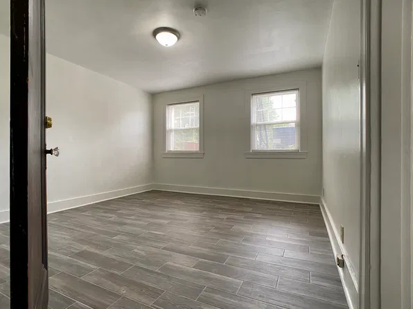 1650 Eastern Pkwy #D, Louisville, KY 40204