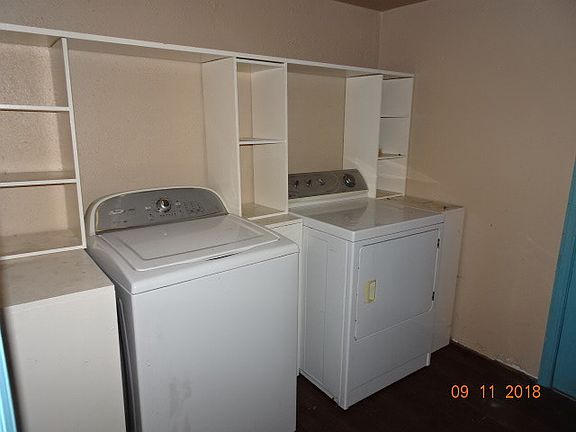 3rd image of 1145 S Park Ave