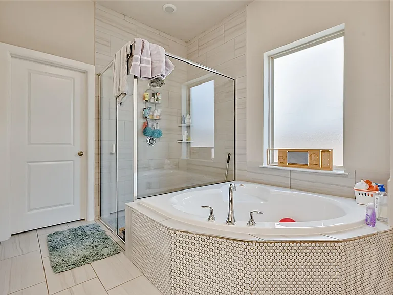 1415 White Squall Trl — Photo 22