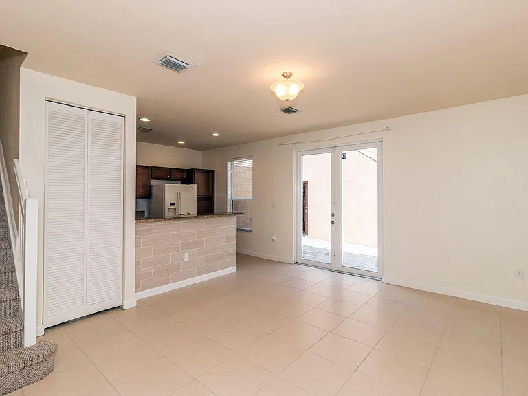 9362 SW 171st Ave — Photo 5