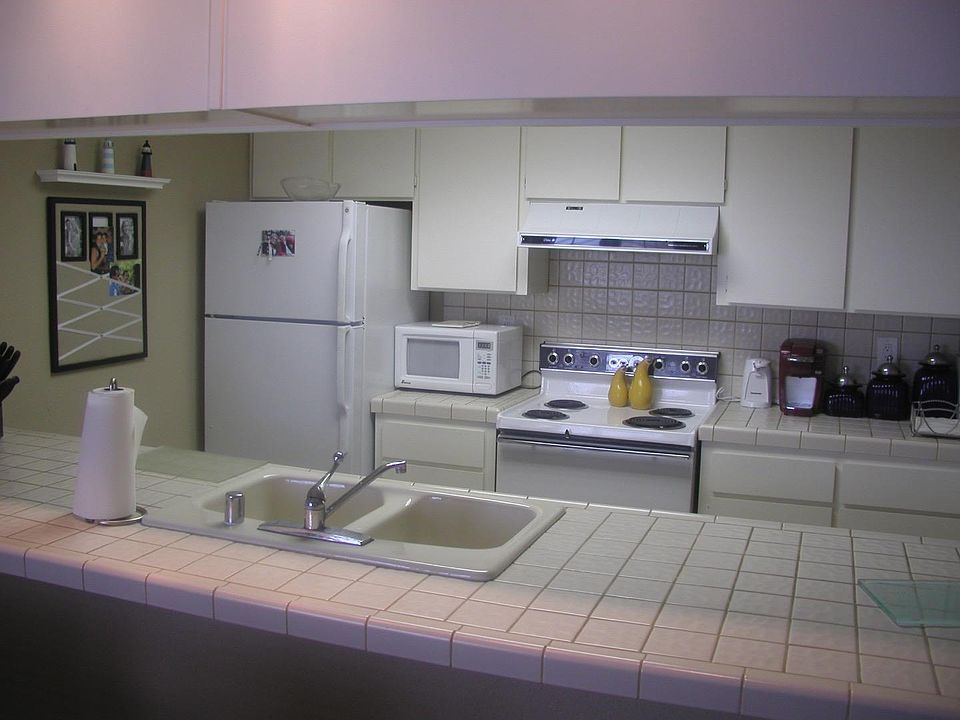 2nd image of 260 Rio Del Mar Blvd APT 26