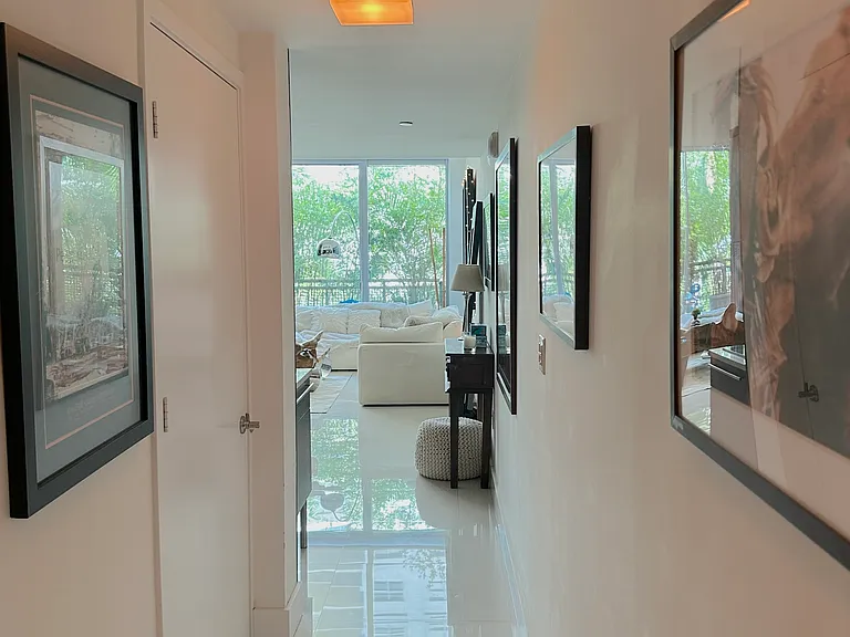 6000 Collins Ave #509 — Photo 18