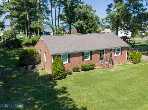 1097 Timberneck Rd, Deltaville, VA 23043