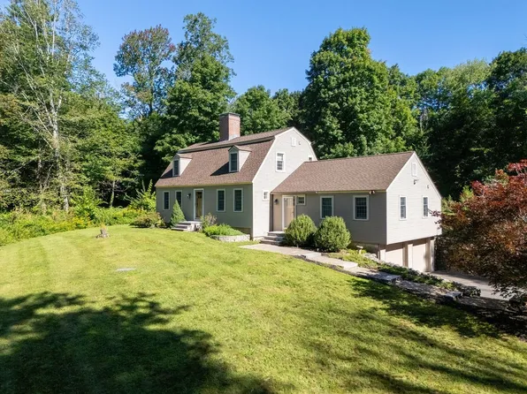 96-96A High St, Topsfield, MA 01983