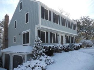 19 Lantern Ln, Pembroke, MA 02359