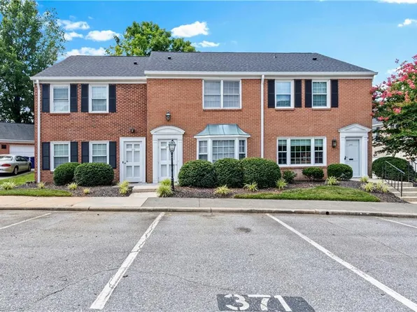 371 Hanover Arms Ct, Winston Salem, NC 27104