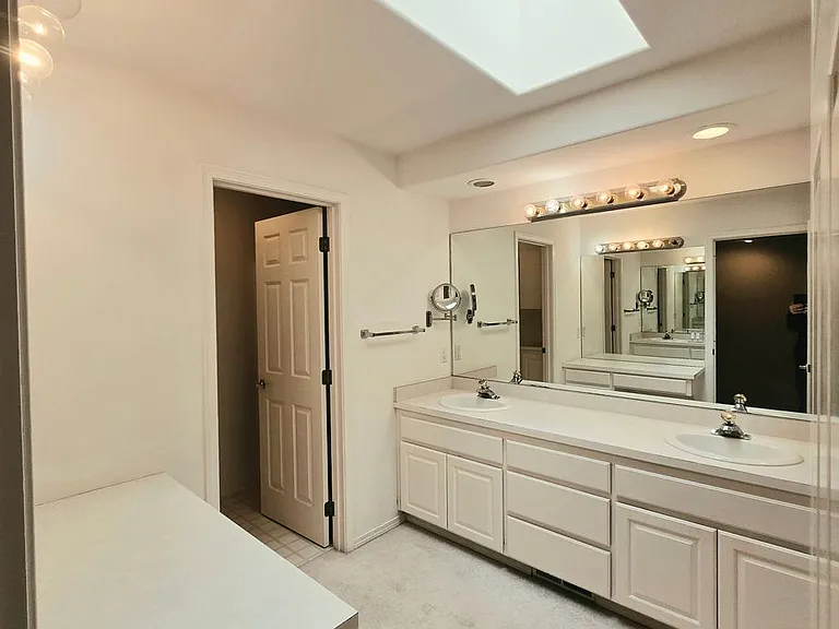 101 Mockingbird Ln — Photo 10