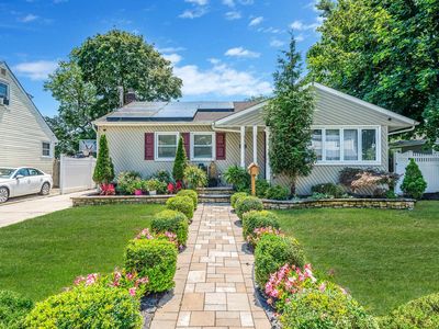54 Gormley Avenue, Roosevelt, NY, 11575