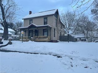 259 S 9th St, Mcconnelsville, OH 43756