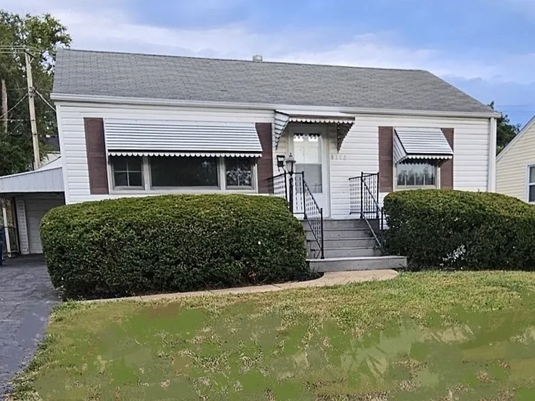 6108 Eaton Dr — Photo 1