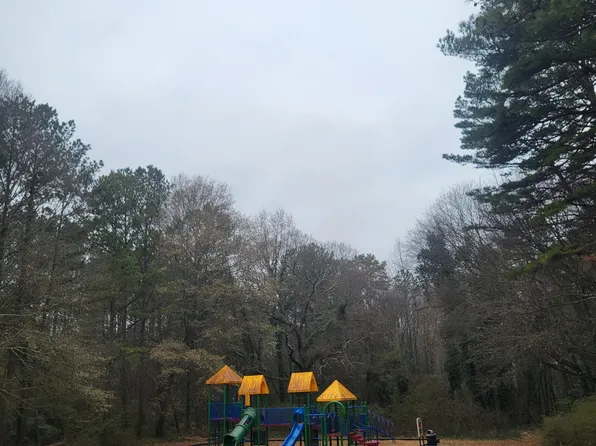 4682 Pine Cir, Ellenwood, GA 30294