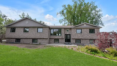 1563 Side Road 15 #LL-15/16 Photo 1