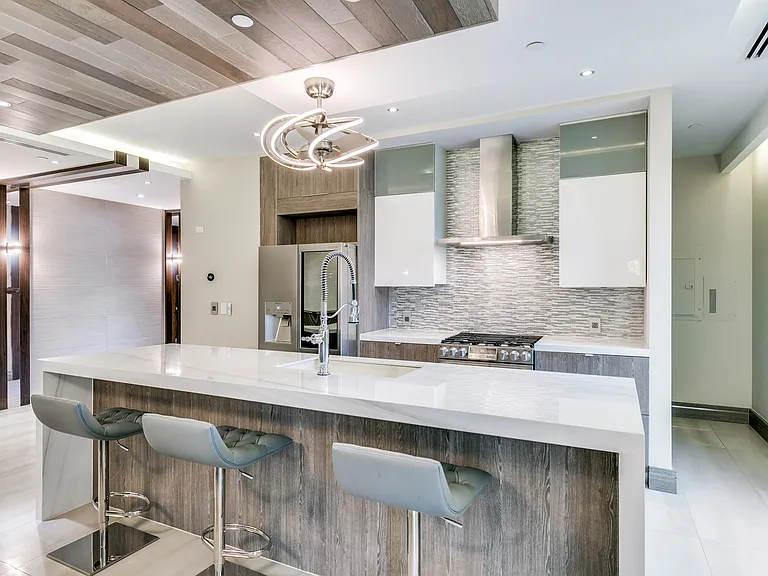 4005 Gaston Ave #Penthouse 2 — Photo 5