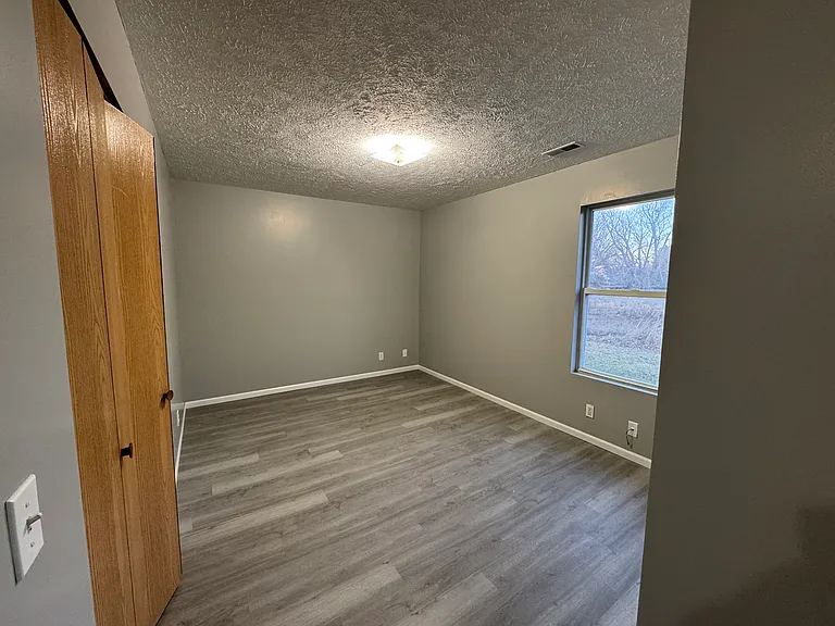 642 Lamont Dr — Photo 10