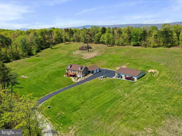 214 Gough Rd, Winchester, VA 22602