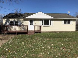 313 Maple St, Lakehurst, NJ 08733