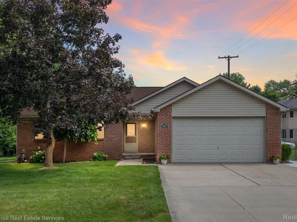 36052 Capper Dr, Clinton Township, MI 48035